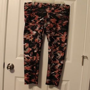 Fabletics Salar Printed Powerhold Capri